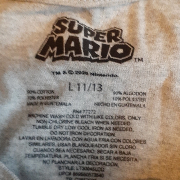 Super Mario short sleeved tee shirt sz L(11/13) - Picture 4 of 4